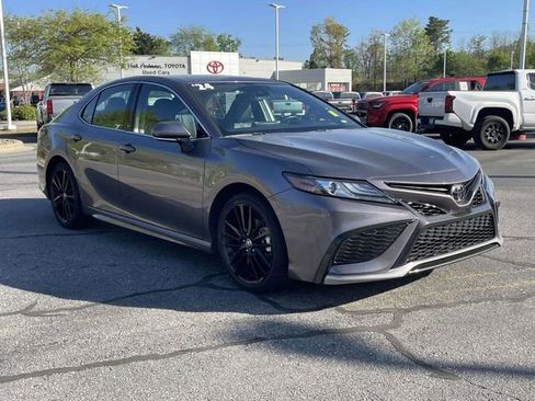 Used 2024 Toyota Camry XSE image 7