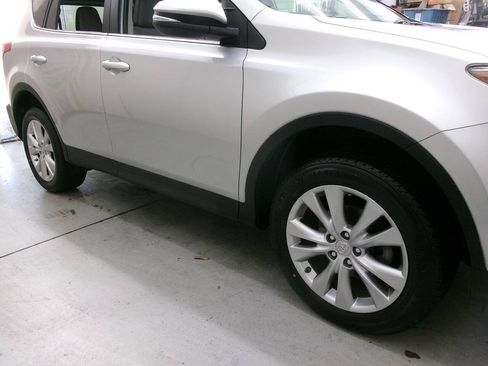 Used 2013 Toyota RAV4 Limited AWD/4WD image 11