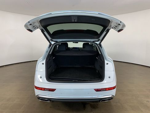 Used 2024 Audi Q5 e Premium Plus image 30
