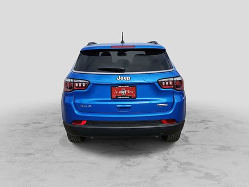 New 2026 Jeep Compass Latitude image 7