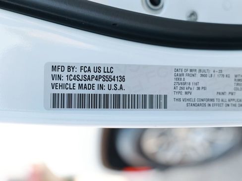 Used 2023 Jeep Wagoneer L 4WD w/ Rear Seat Video Group 1 image 40