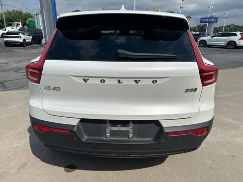 Certified 2024 Volvo XC40 B5 Ultimate w/ Protection Package Premier AWD/4WD image 6