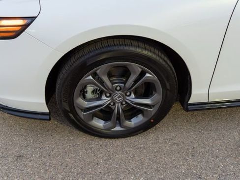 Used 2025 Honda Accord EX-L image 12