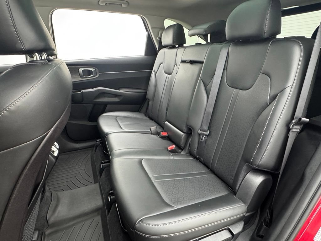 Used 2022 Kia Sorento S w/ Panoramic Sunroof Package AWD/4WD image 42
