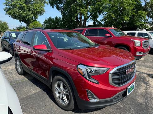 Used 2021 GMC Terrain SLE w/ Driver Convenience Package FWD image 1