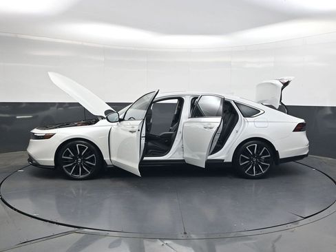 Used 2024 Honda Accord Touring image 34