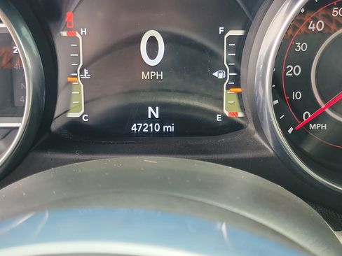 Used 2021 Jeep Gladiator Mojave w/ Cold Weather Group AWD/4WD image 25