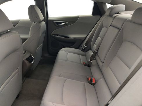 Used 2022 Chevrolet Malibu LT FWD image 18
