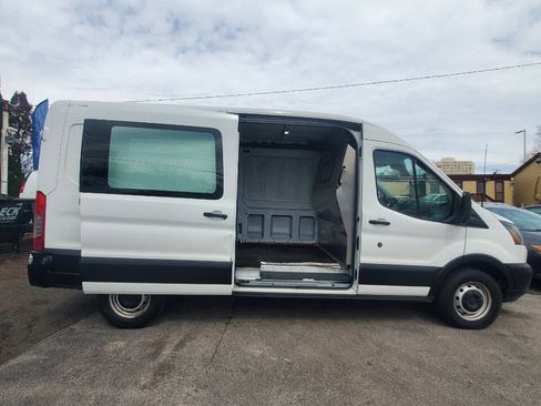 Used 2019 Ford Transit 250 148 Medium Roof RWD image 21