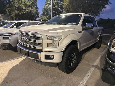 Used 2017 Ford F150 Platinum w/ Equipment Group 701A Luxury AWD/4WD image 1