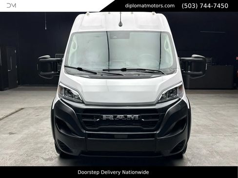 Used 2023 RAM ProMaster 2500 image 8
