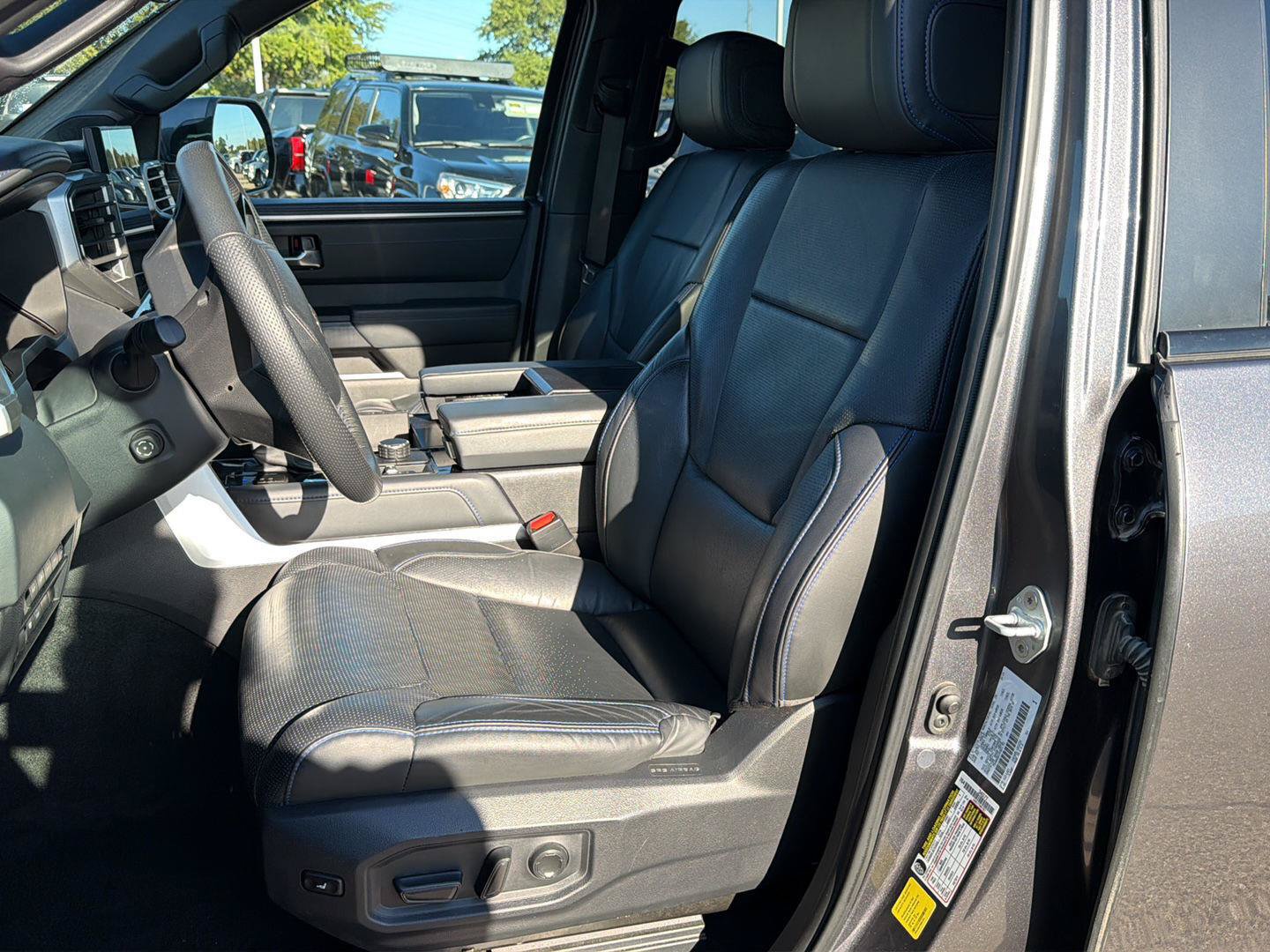 Certified 2024 Toyota Sequoia Platinum AWD/4WD image 11