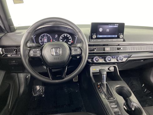 Used 2025 Honda Civic Sport image 42
