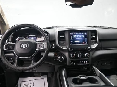 Used 2020 RAM 1500 Big Horn AWD/4WD image 9
