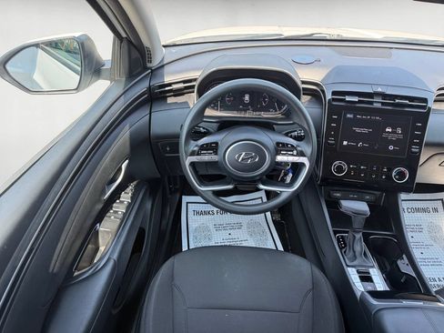 Used 2024 Hyundai Tucson SE AWD/4WD image 12