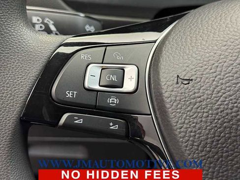 Used 2019 Volkswagen Tiguan S w/ Driver Assistance Package image 40