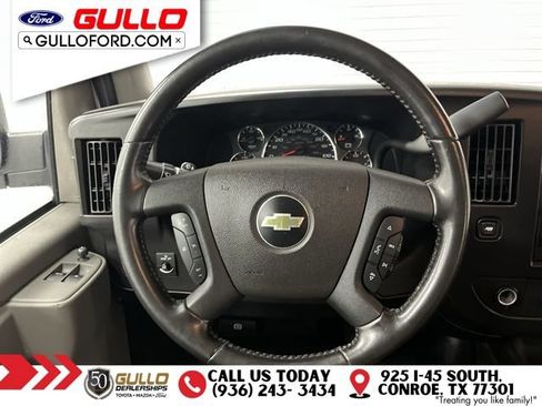 Used 2023 Chevrolet Express 3500 LS RWD image 13