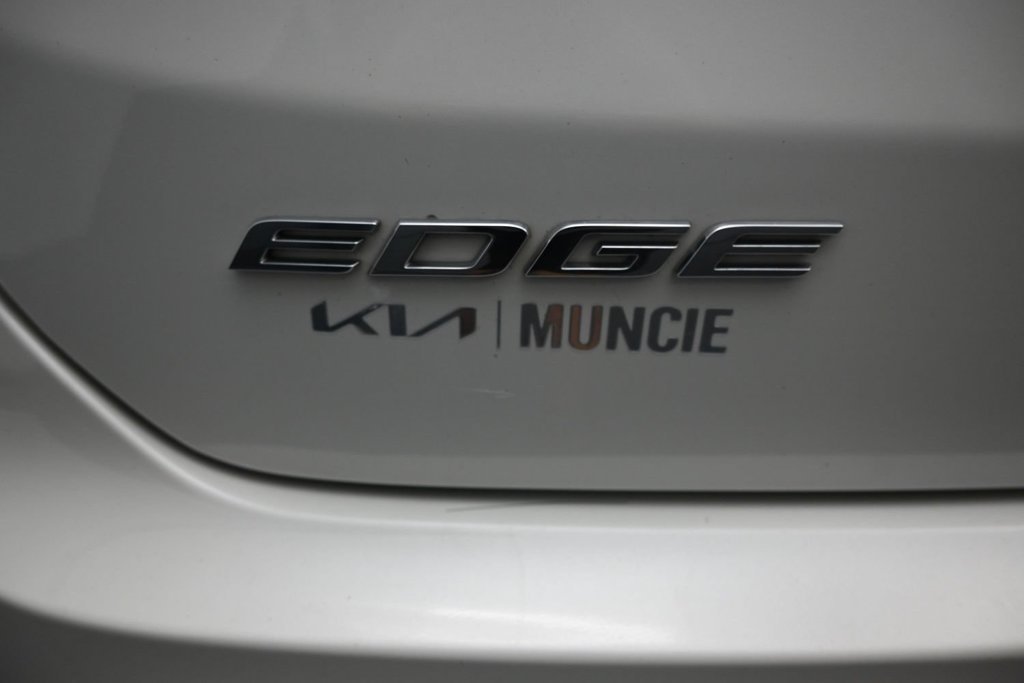 Used 2020 Ford Edge ST w/ Equipment Group 401A AWD/4WD image 10