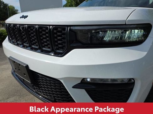 Used 2023 Jeep Grand Cherokee Limited w/ Luxury Tech Group II RWD image 9