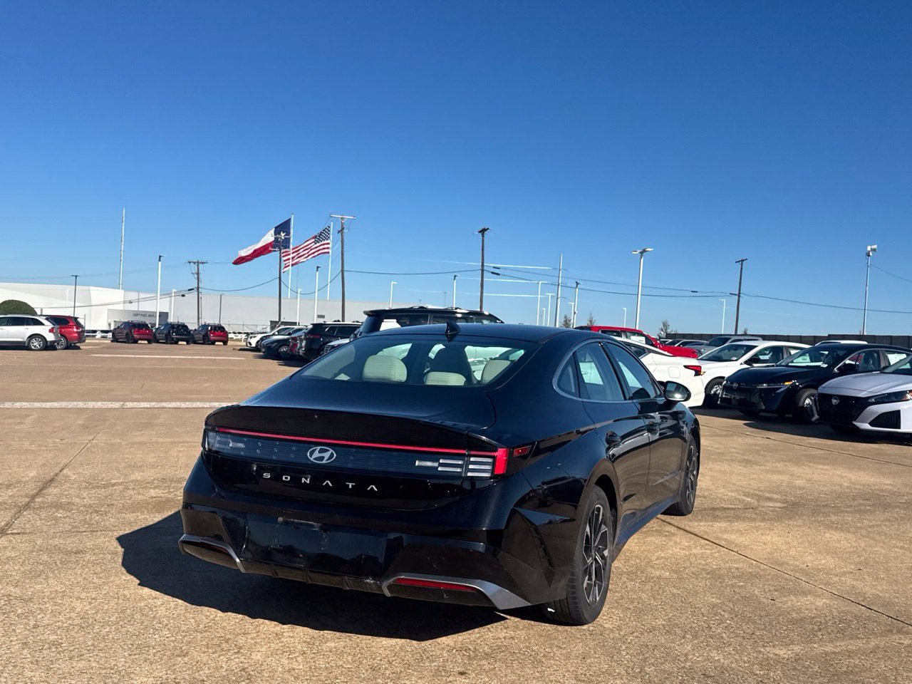 Used 2025 Hyundai Sonata SEL FWD image 23