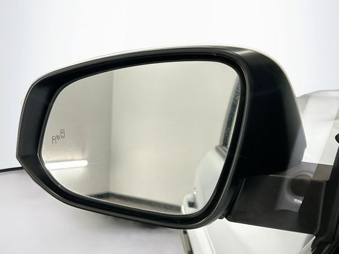 Used 2024 Toyota 4Runner SR5 image 16