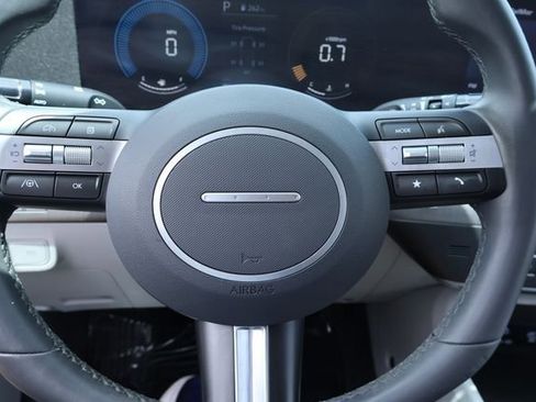 Used 2024 Hyundai Kona SEL FWD image 20