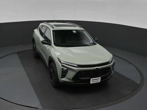 New 2026 Chevrolet Trax ACTIV w/ Sunroof Package FWD image 11