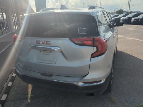 Used 2020 GMC Terrain SLT w/ Preferred Package FWD image 6