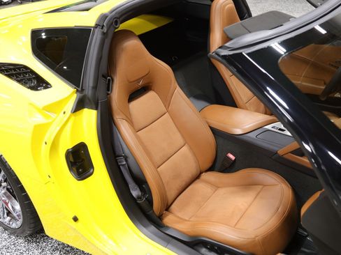 Used 2014 Chevrolet Corvette Stingray Coupe RWD image 37