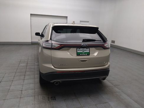 Used 2017 Ford Edge Titanium w/ Equipment Group 301A FWD image 6