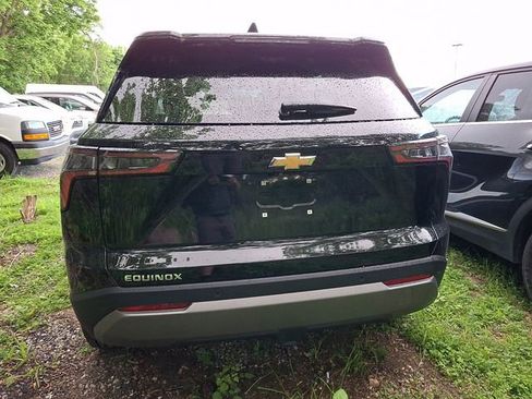Certified 2026 Chevrolet Equinox LT FWD image 5