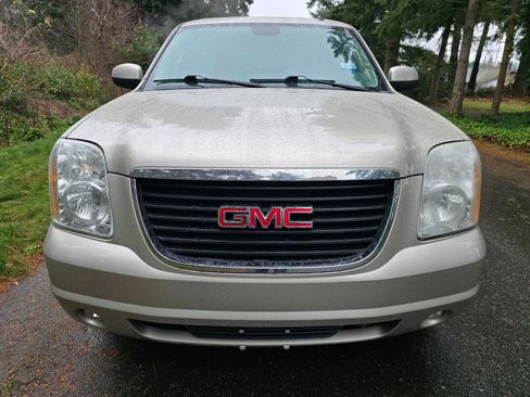 Used 2014 GMC Yukon SLE image 8