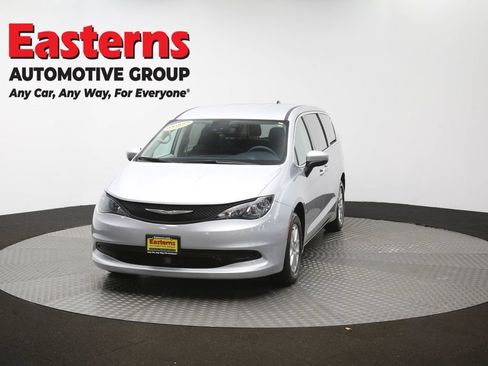 Used 2023 Chrysler Voyager LX FWD image 54