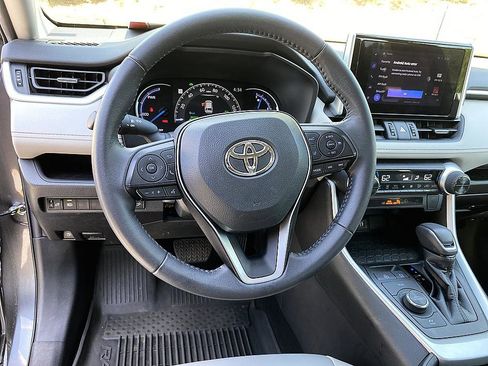 Certified 2023 Toyota RAV4 XLE Premium image 13