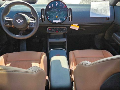 Certified 2025 MINI Cooper Countryman S AWD/4WD image 11