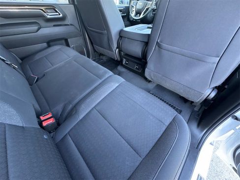 Used 2024 Chevrolet Silverado 2500 LT image 15