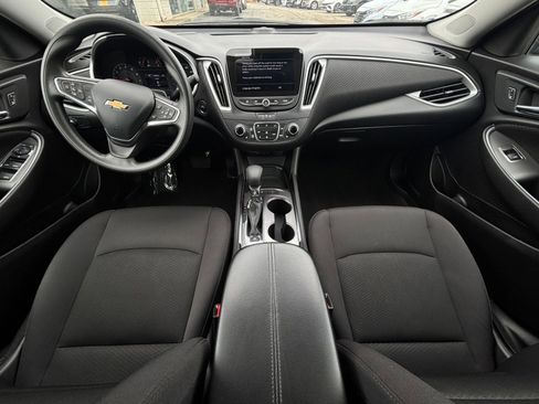 Used 2024 Chevrolet Malibu LT FWD image 34