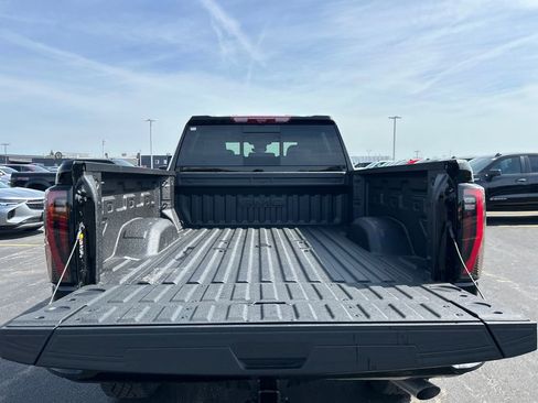 New 2026 GMC Sierra 2500 AT4X image 35