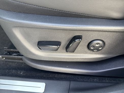 Certified 2024 Nissan Ariya AWD image 15