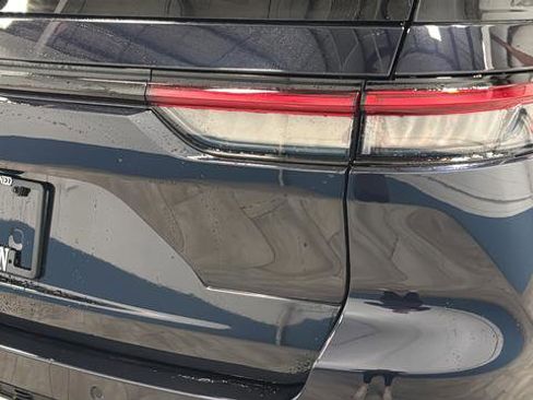 Used 2023 Jeep Grand Cherokee 4WD 4xe image 38