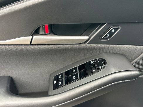 Certified 2025 MAZDA CX-30 AWD 2.5 S image 13