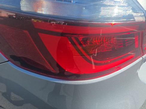 Used 2019 Honda Insight EX image 33
