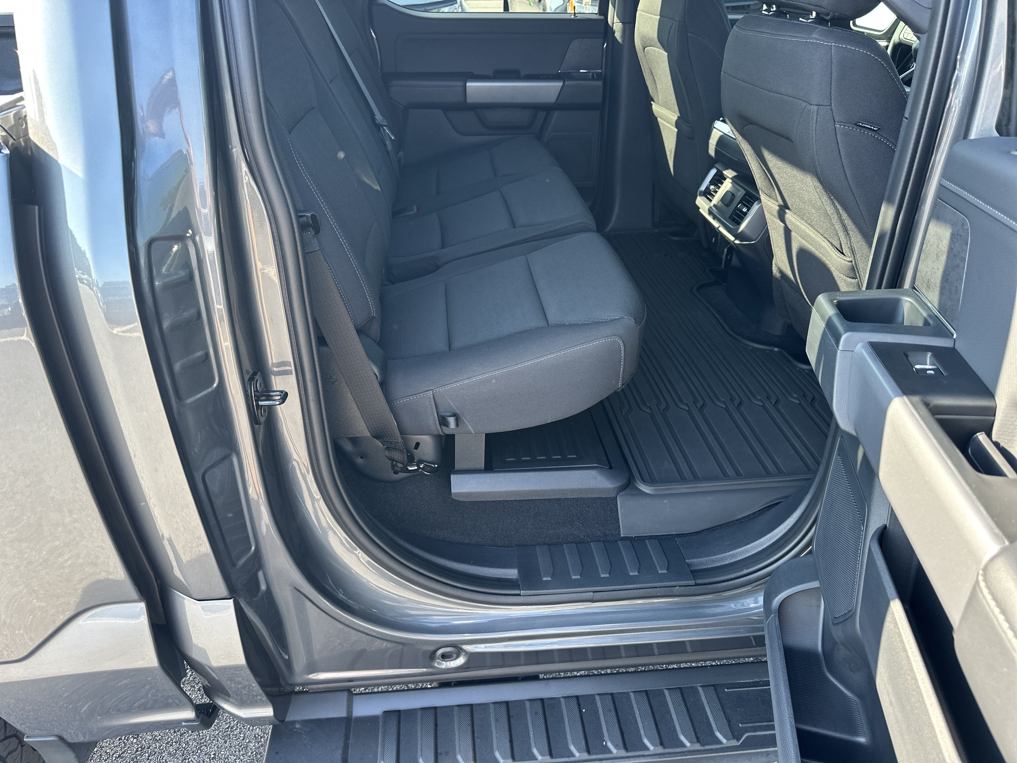 Used 2025 Ford F150 XLT w/ Equipment Group 302A MID AWD/4WD image 16