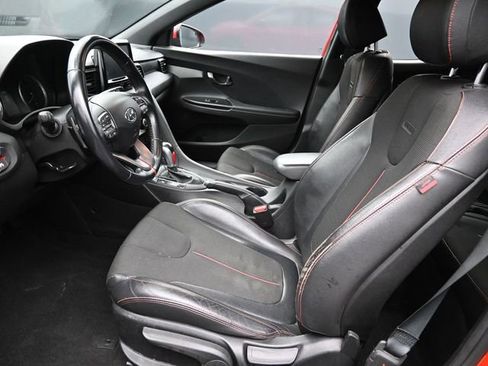 Used 2020 Hyundai Veloster 2.0 Premium FWD image 10