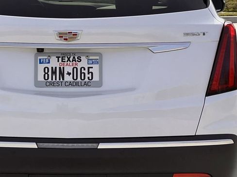 New 2026 Cadillac XT5 Luxury image 5