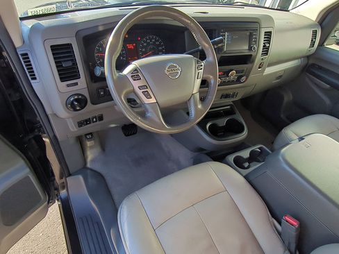 Used 2016 Nissan NV 3500 SL image 16
