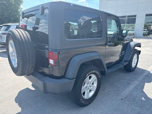 Used 2013 Jeep Wrangler Sport AWD/4WD image 3
