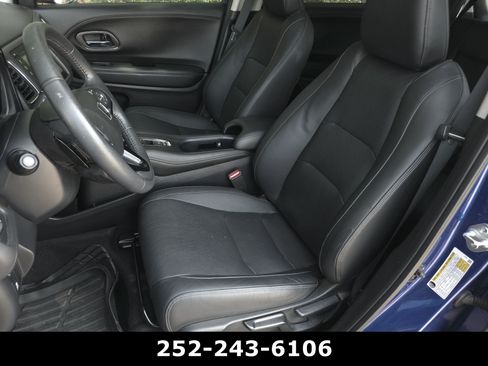 Used 2022 Honda HR-V EX-L image 10