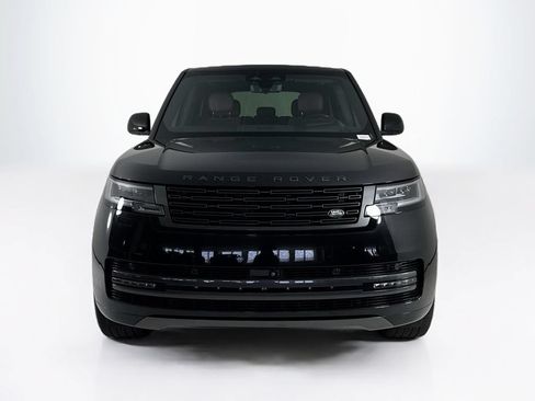 Used 2024 Land Rover Range Rover SE AWD/4WD image 8