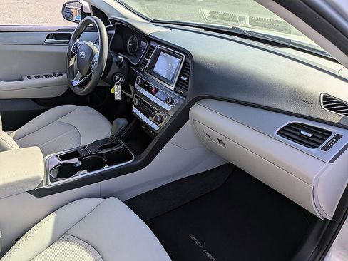 Used 2019 Hyundai Sonata ECO image 34